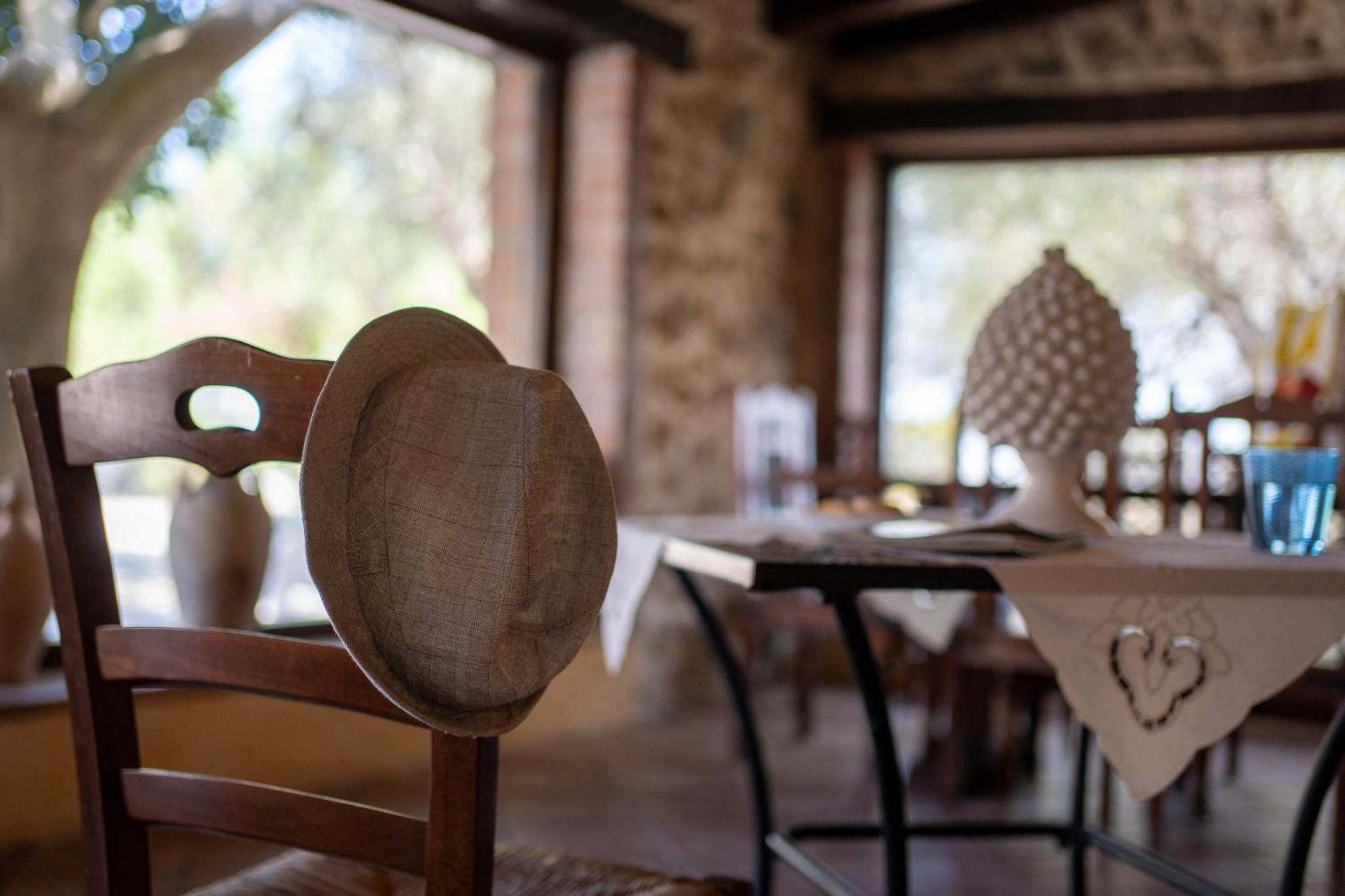 Roba Degli Ulivi Bed & Breakfast Agrigento Ngoại thất bức ảnh