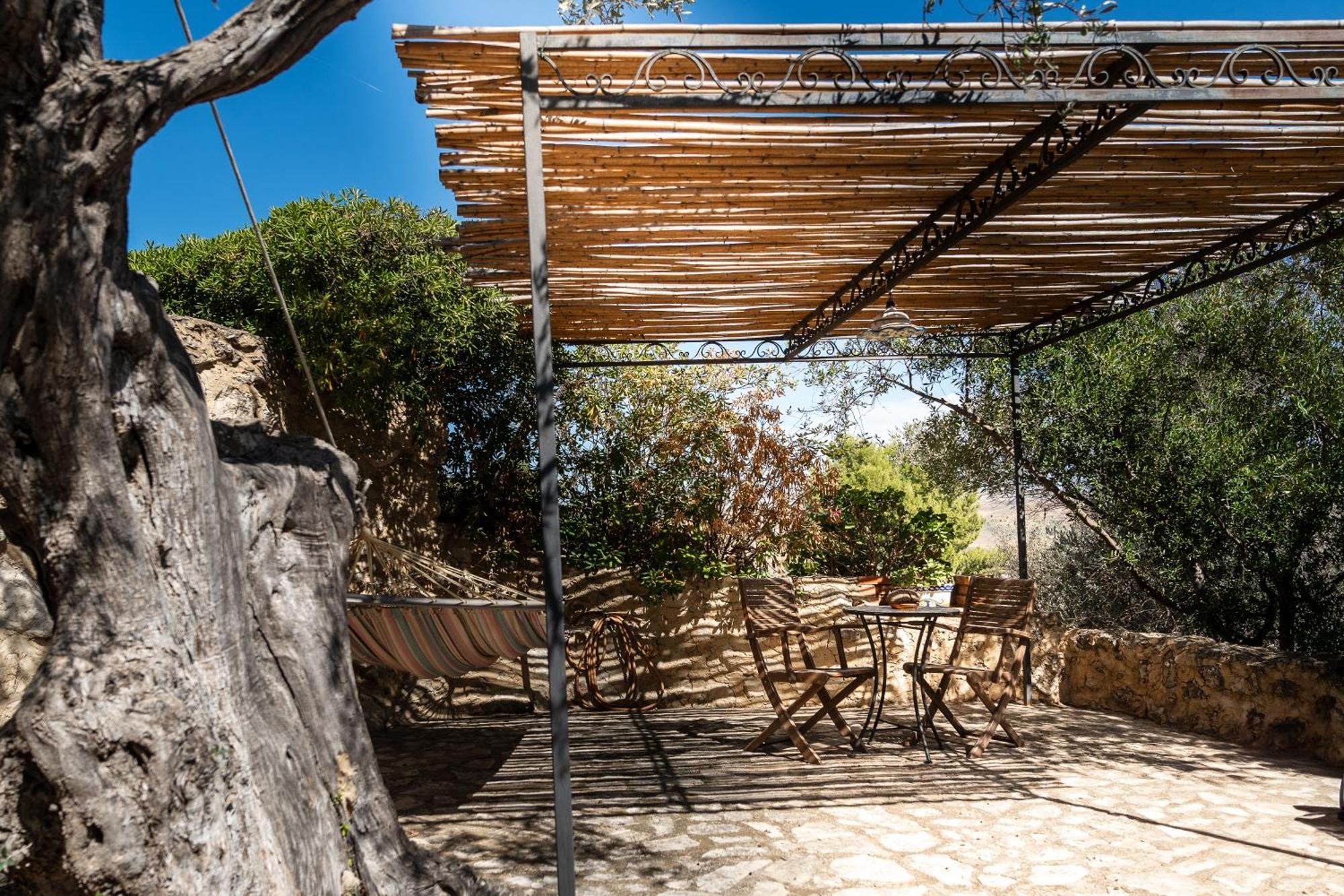 Roba Degli Ulivi Bed & Breakfast Agrigento Ngoại thất bức ảnh
