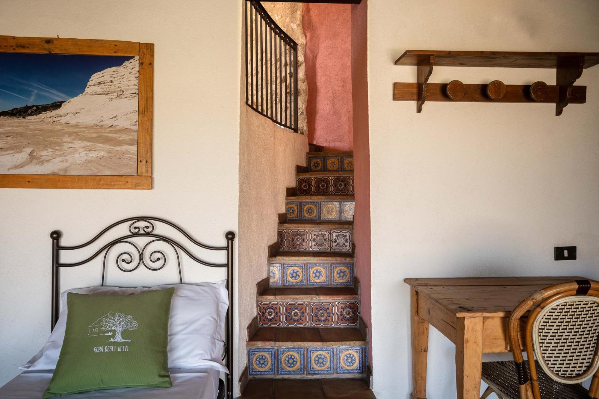 Roba Degli Ulivi Bed & Breakfast Agrigento Ngoại thất bức ảnh