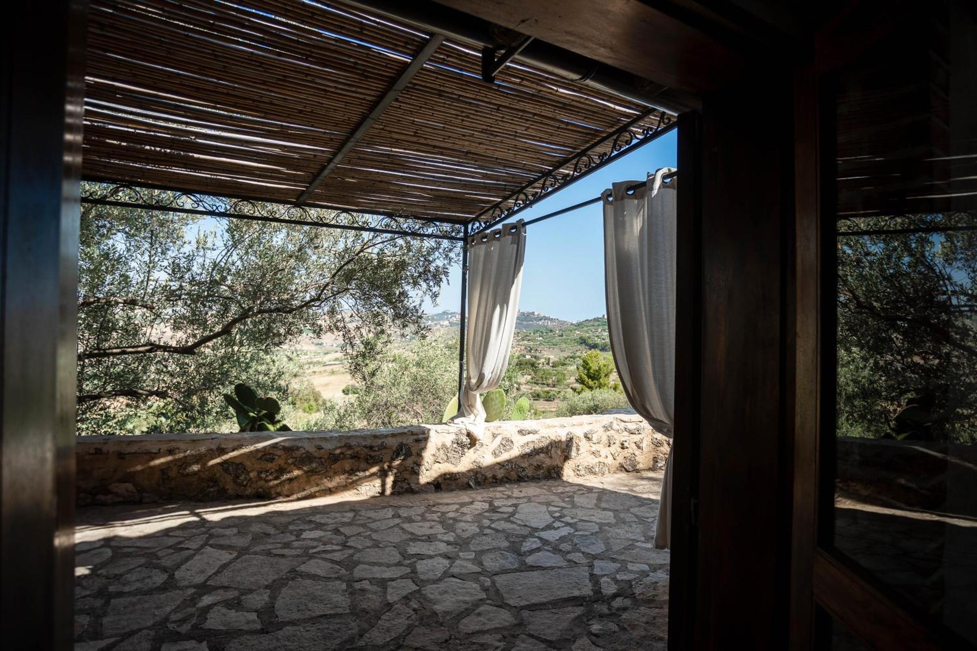 Roba Degli Ulivi Bed & Breakfast Agrigento Ngoại thất bức ảnh