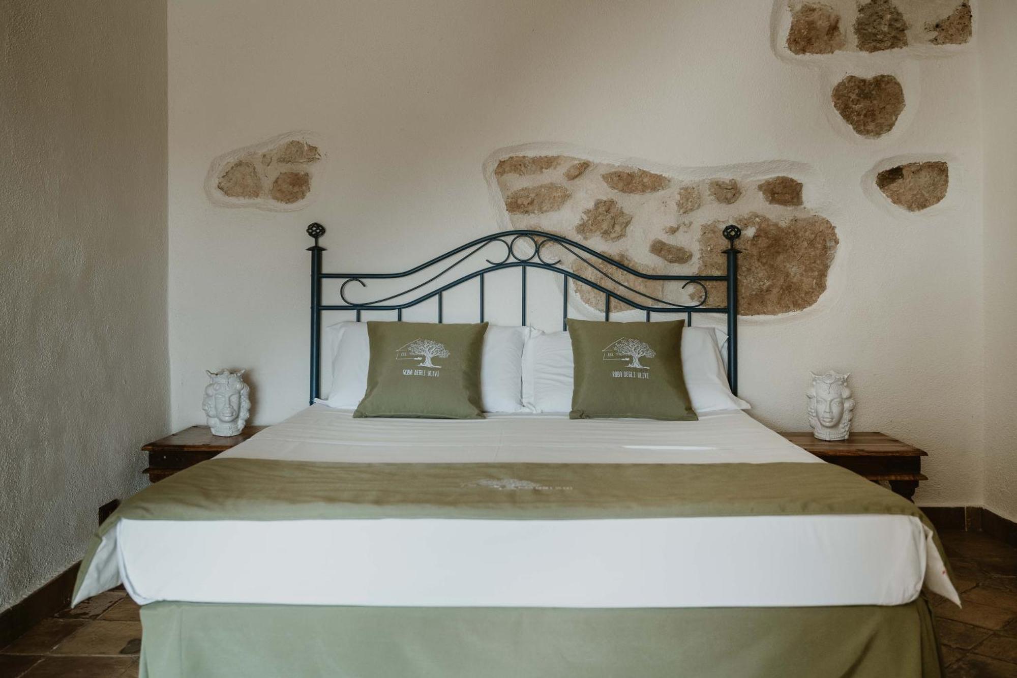 Roba Degli Ulivi Bed & Breakfast Agrigento Ngoại thất bức ảnh