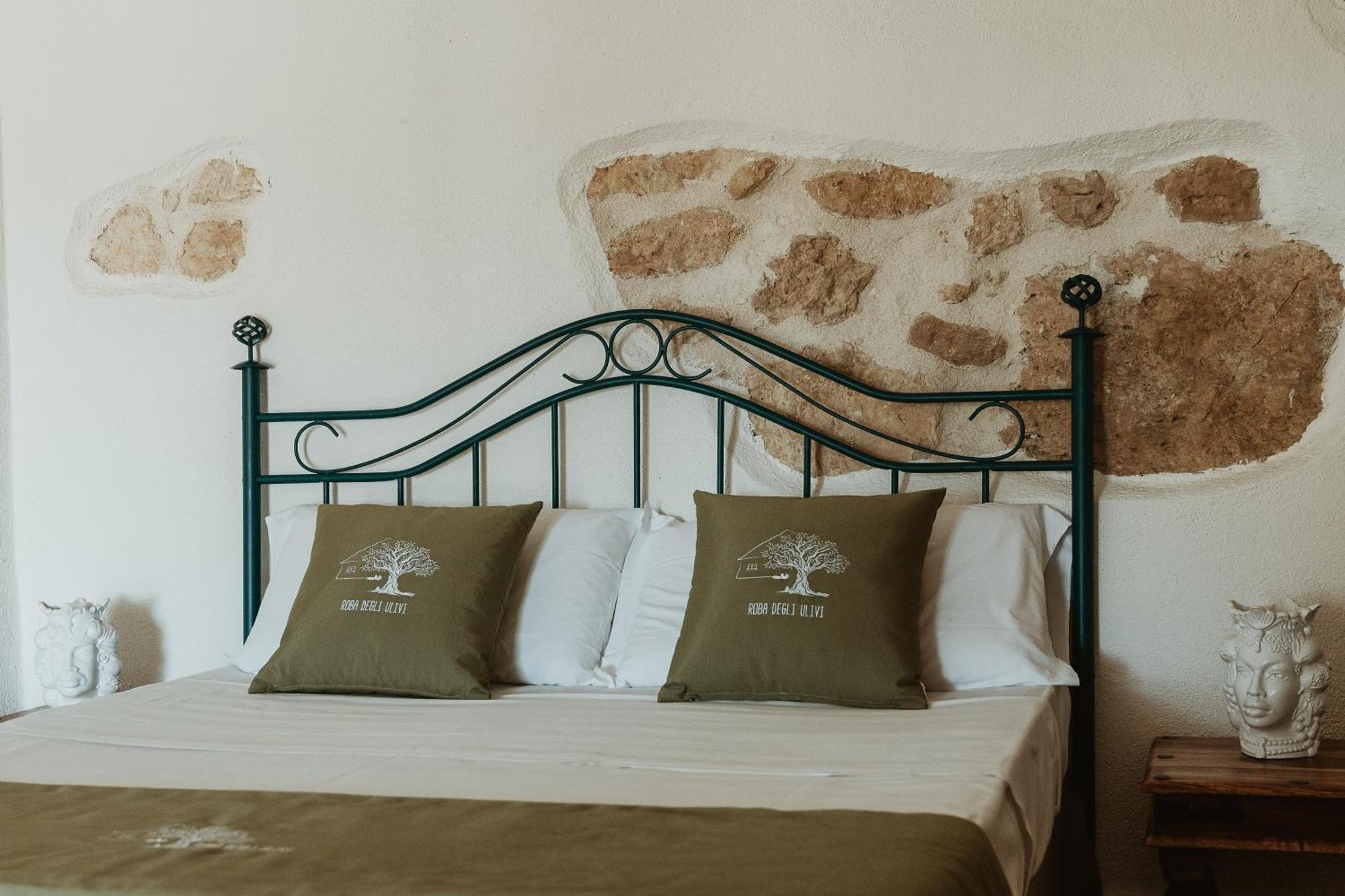 Roba Degli Ulivi Bed & Breakfast Agrigento Ngoại thất bức ảnh
